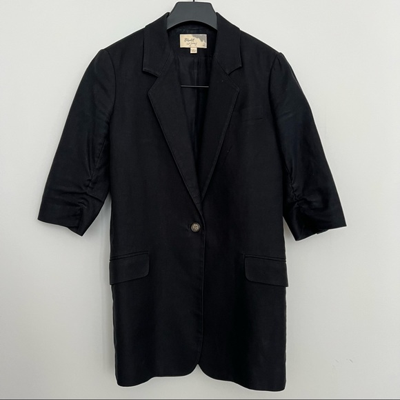 ELIZABETH & JAMES Black Short Sleeve Linen Blazer - Picture 2 of 5